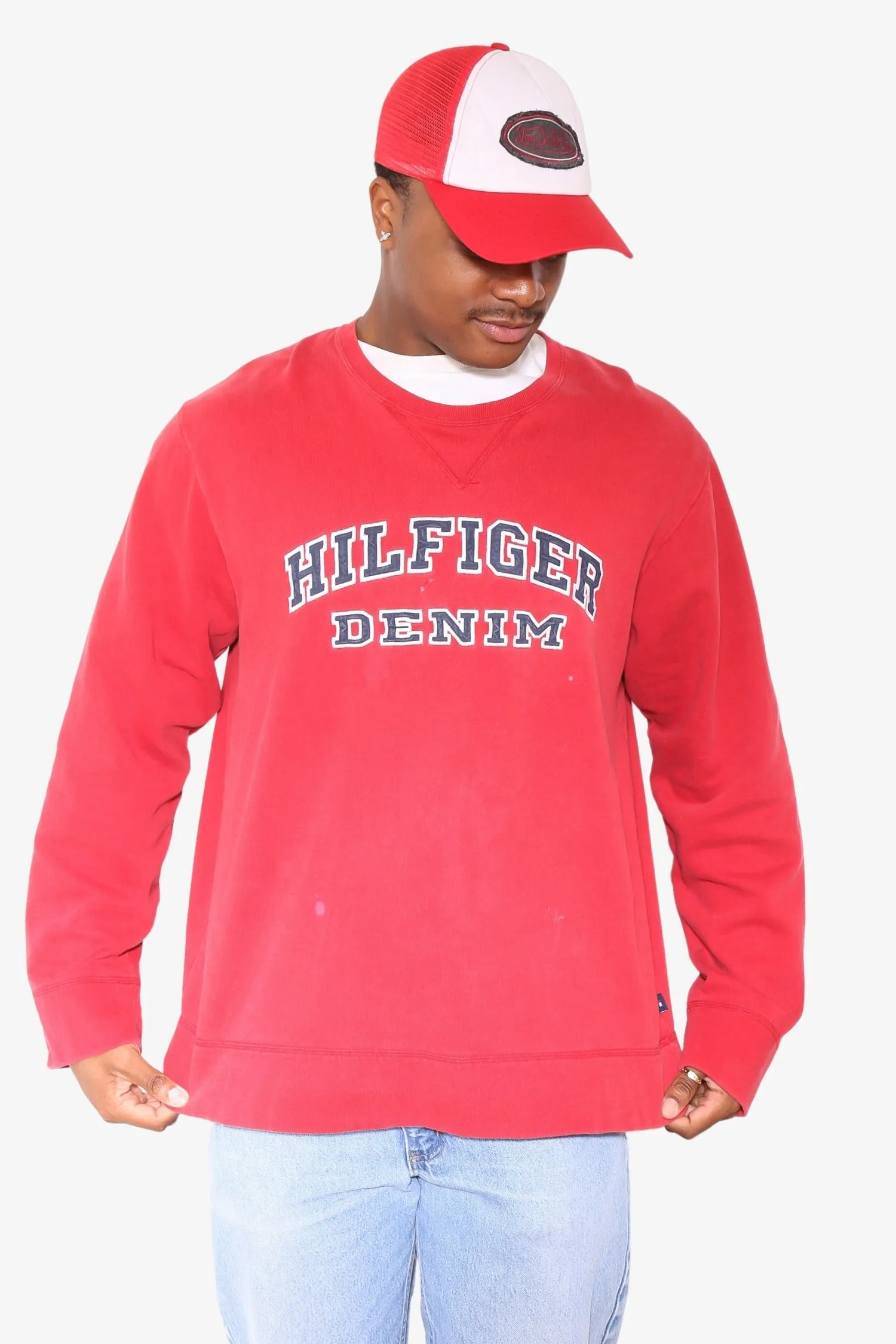 00'S TOMMY HILFIGER DENIM RED WITH EMBROIDERED SPELL OUT SWEATSHIRT *SMALL BLEACHED MARKS ON FRONT* (MISSING SIZE FITS XX-LARGE)