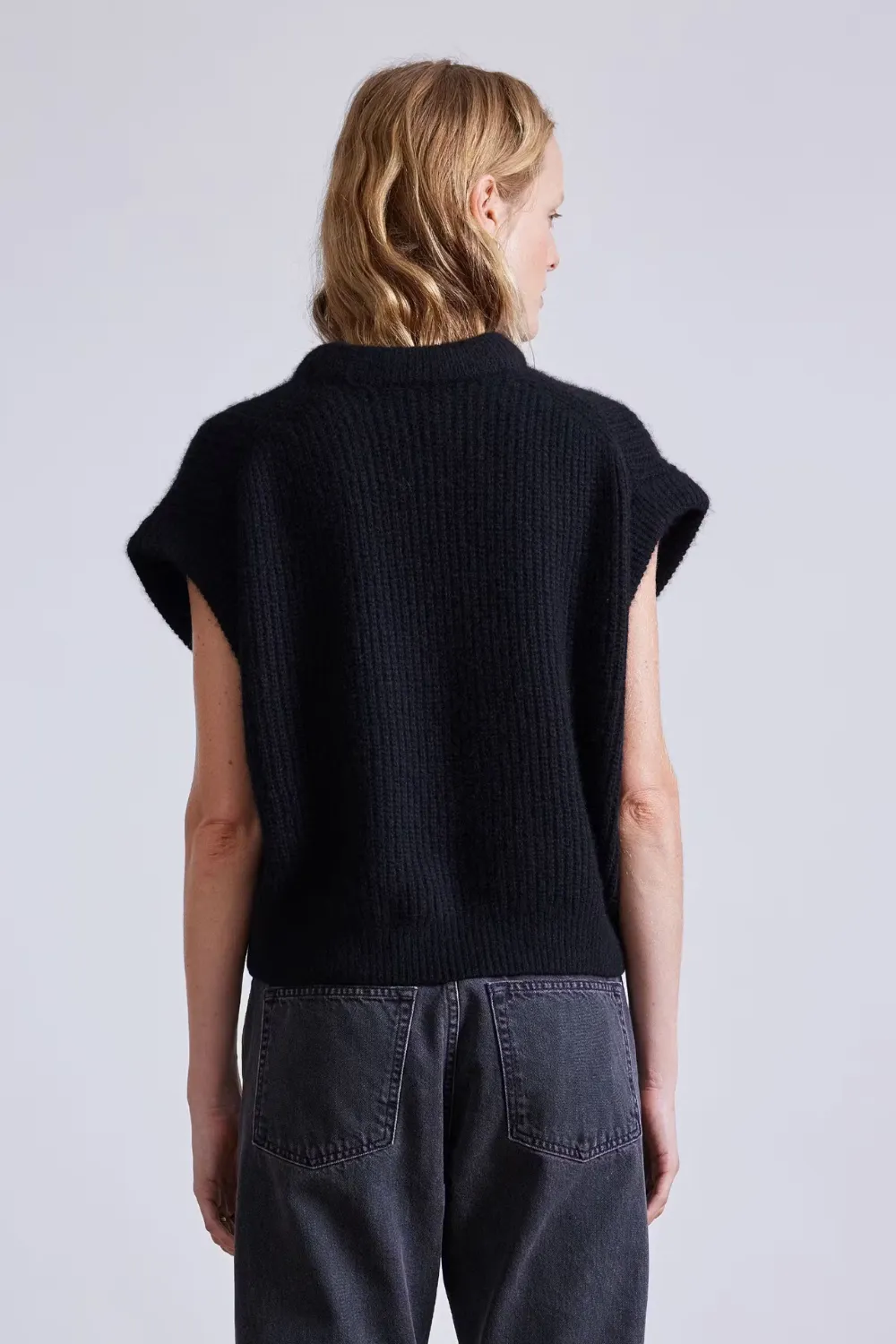 Apiece Apart Softest Oliva Vest