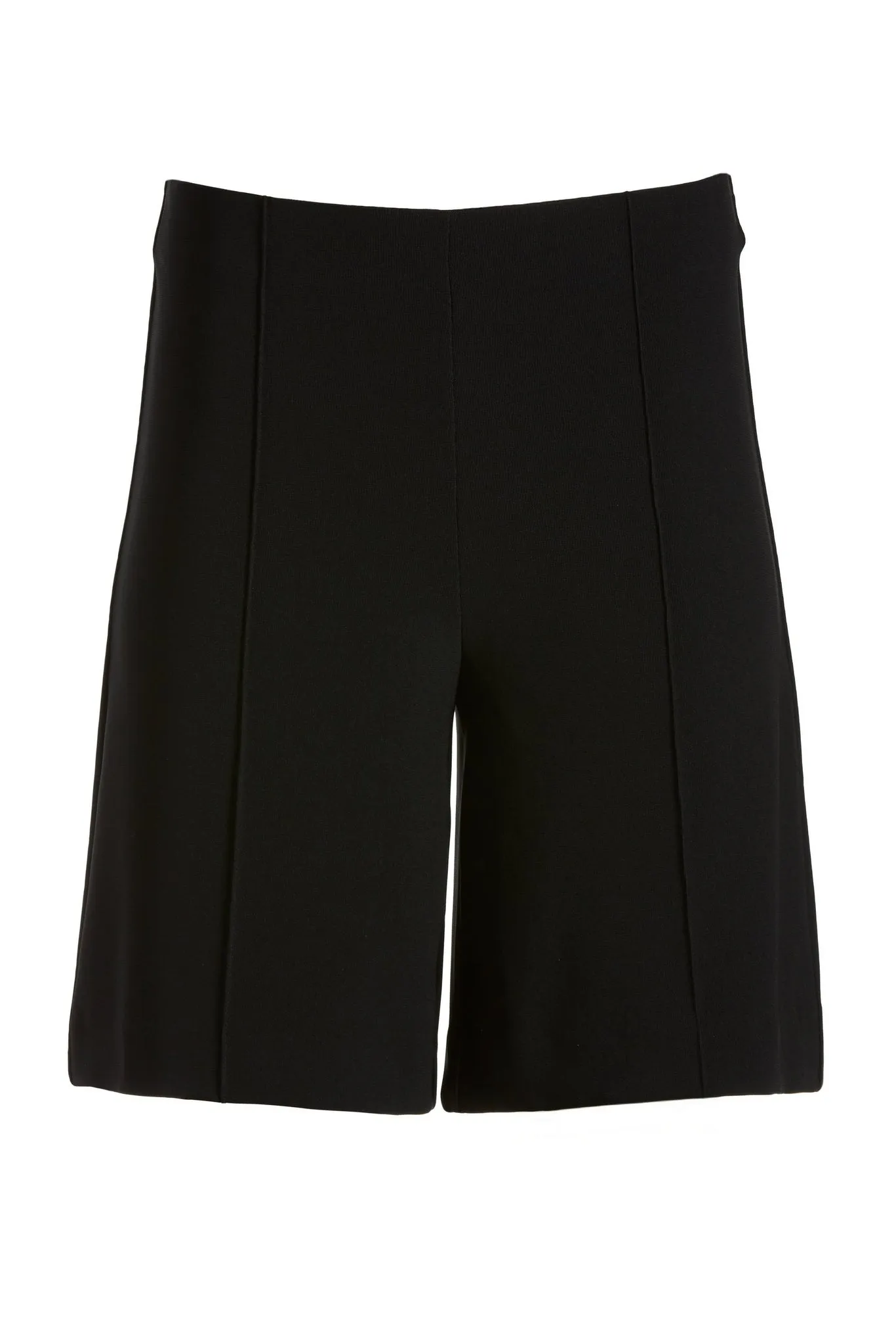 Beyond Travel Wide-Leg Short Jet Black