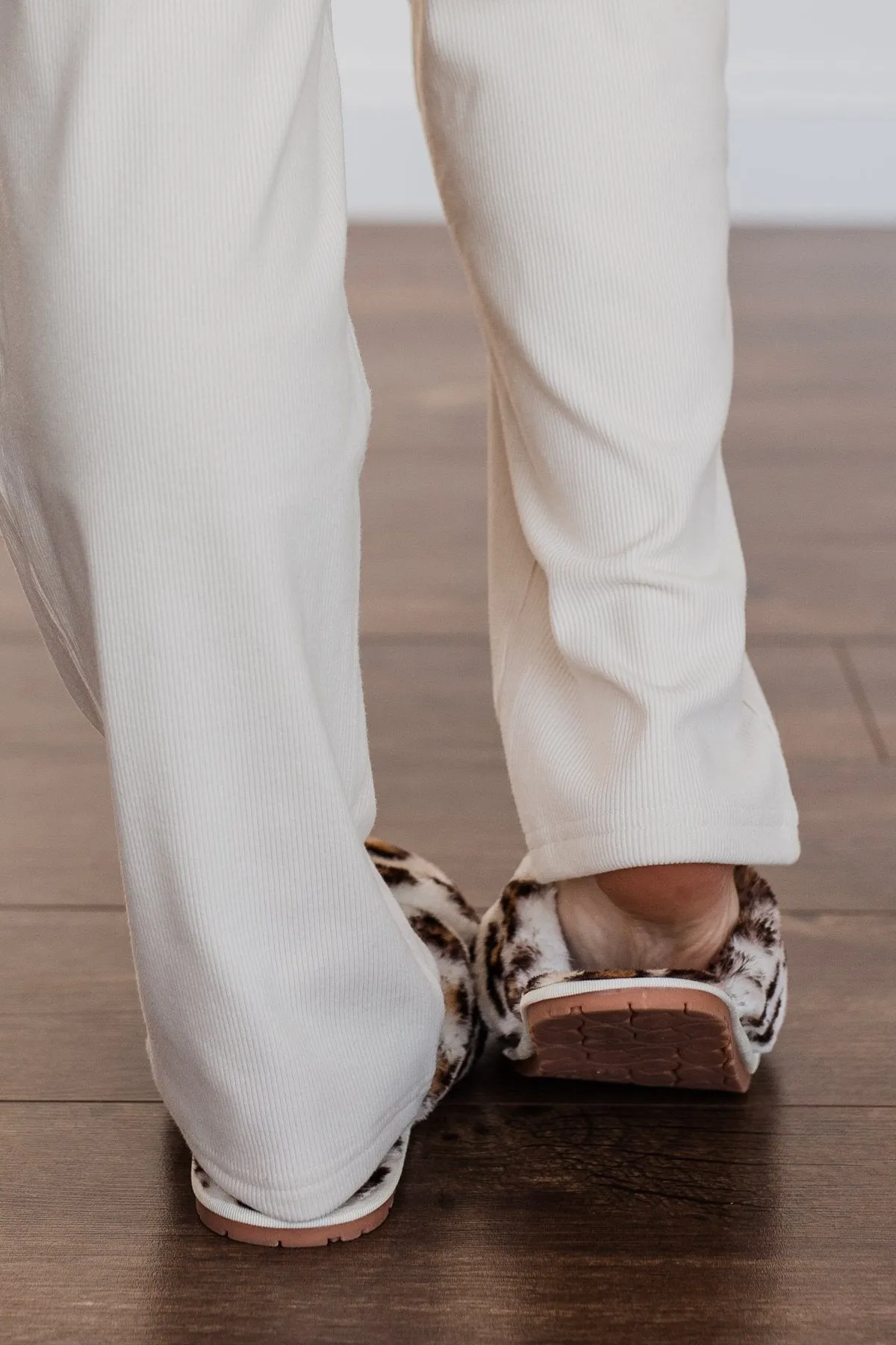 Fiercely Me Slippers- Ivory Leopard