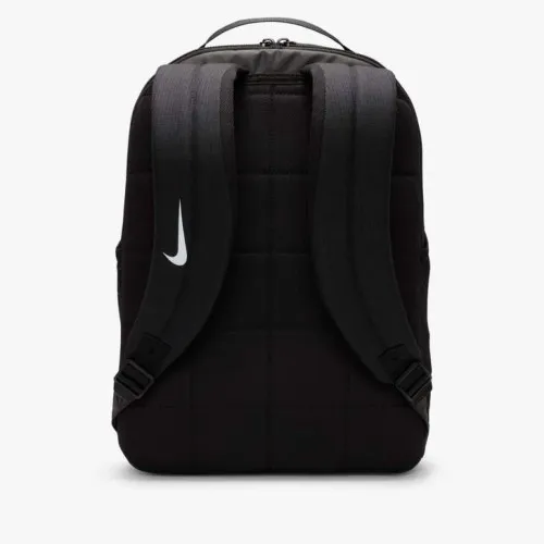 Nike Brasilia 18L Backpack Black / White  To the gym, school or to hang out with friends, this bag has the space for it all. A l