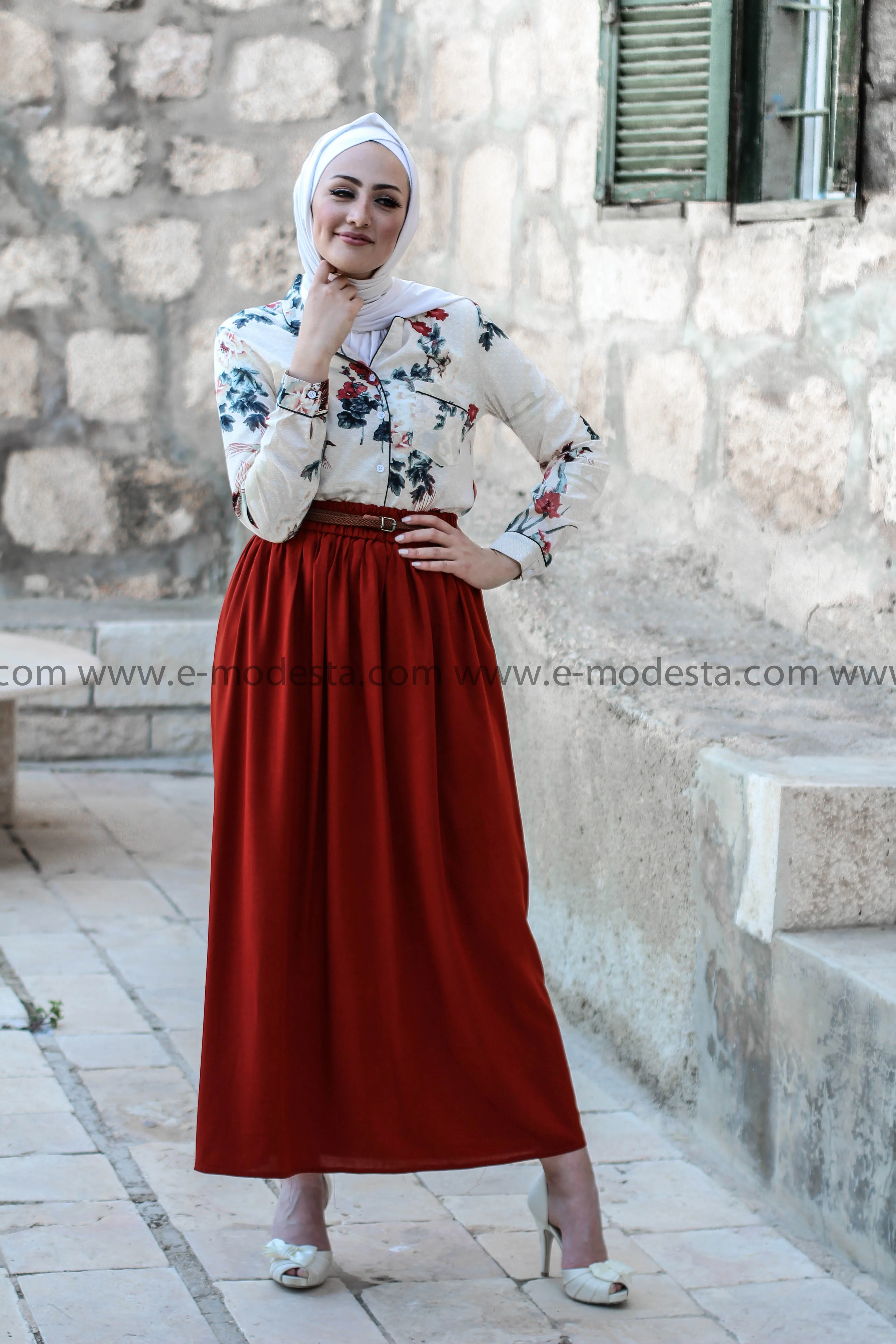 Simple Casual Skirt with Belt - Brick Red