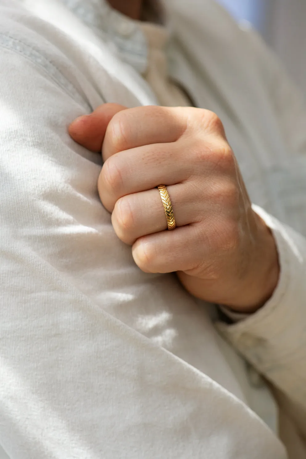 Unique Men's Wedding Band with Engraved Geometric Pattern