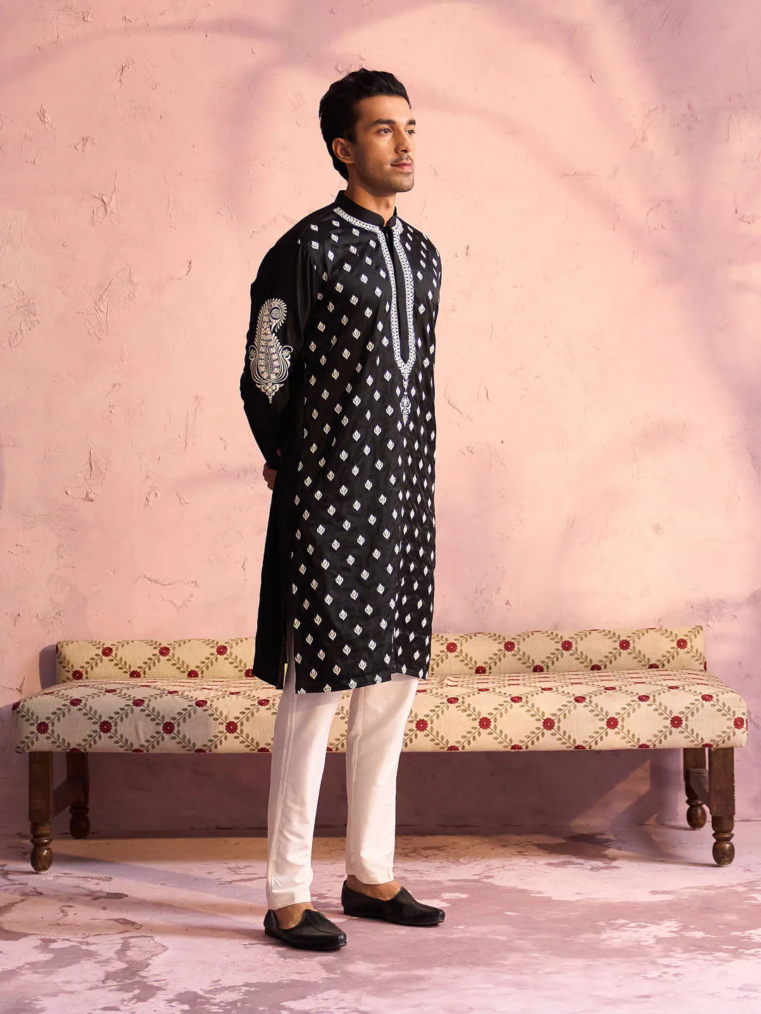 Vastramay Men's Black Silk Embroidered Ethnic Kurta With Pant Set