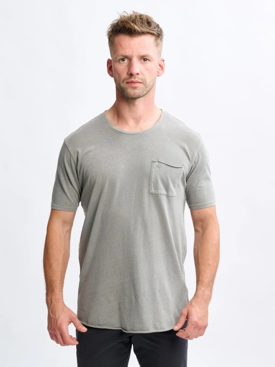 X-Pocket Curved Hem - Tee