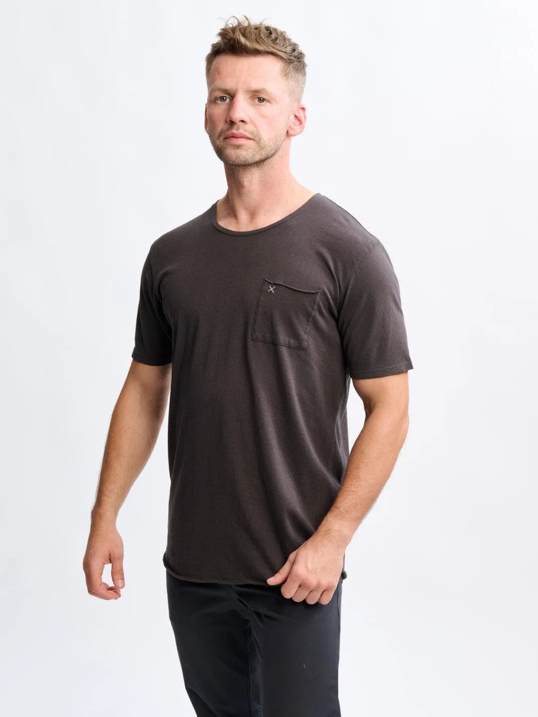 X-Pocket Curved Hem - Tee